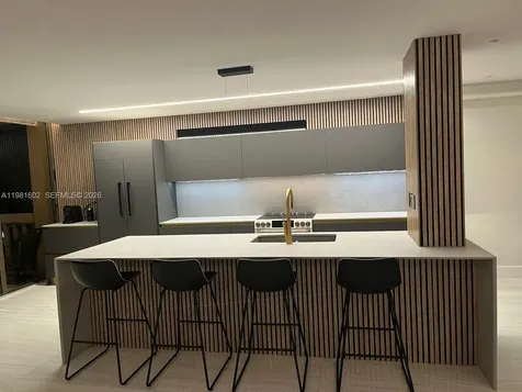 19355 Turnberry Way Aventura FL 33180