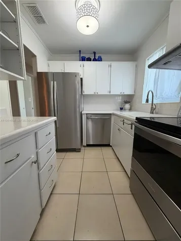 1832 Sunny Drive Bradenton FL 34207