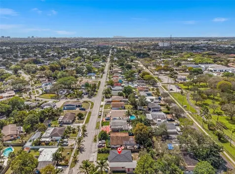 3200 SW 47th Avenue West Park FL 33023