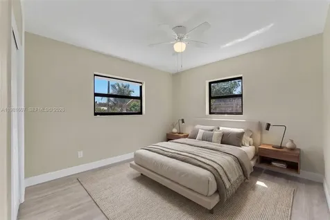3200 SW 47th Avenue West Park FL 33023