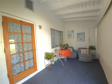 1033 N 19th Avenue Hollywood FL 33020
