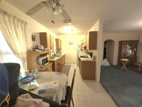 1033 N 19th Avenue Hollywood FL 33020