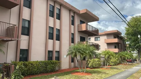 690 NE 123rd Street North Miami FL 33161
