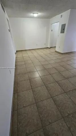 690 NE 123rd Street North Miami FL 33161