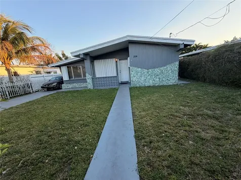 354 NE 173rd Street North Miami Beach FL 33162