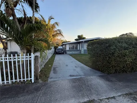 354 NE 173rd Street North Miami Beach FL 33162