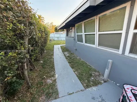 354 NE 173rd Street North Miami Beach FL 33162