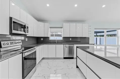 14721 SW 170th Terrace Miami FL 33187