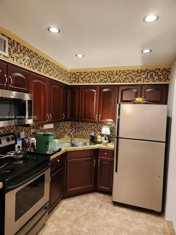 9 NE 19th Court Wilton Manors FL 33305