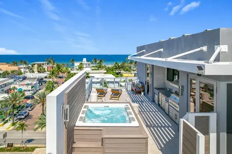 2890 N Ocean Drive Hollywood FL 33019