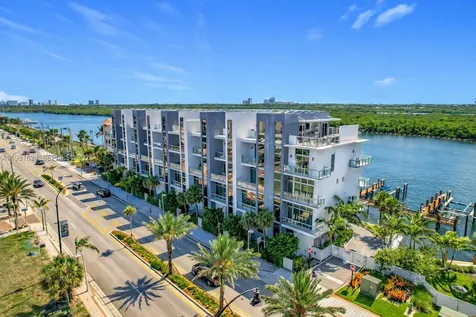 2890 N Ocean Drive Hollywood FL 33019