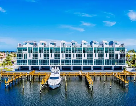 2890 N Ocean Drive Hollywood FL 33019