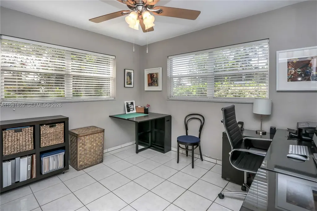 2209 N 15th Avenue Hollywood FL 33020