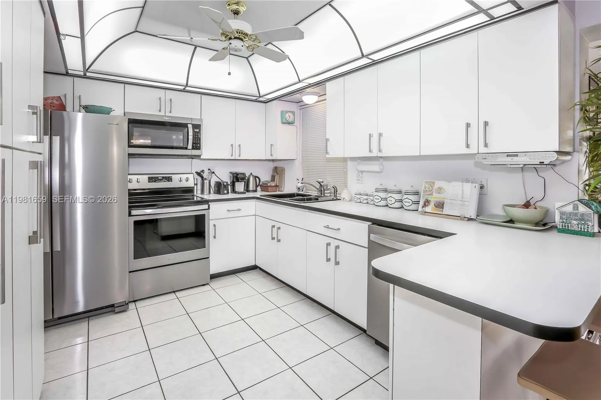 2209 N 15th Avenue Hollywood FL 33020