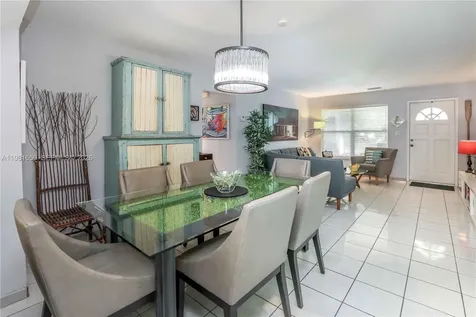 2209 N 15th Avenue Hollywood FL 33020