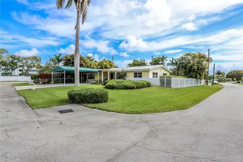 2209 N 15th Avenue Hollywood FL 33020