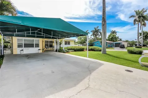 2209 N 15th Avenue Hollywood FL 33020