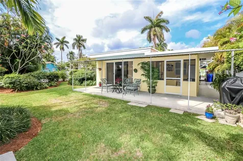 2209 N 15th Avenue Hollywood FL 33020