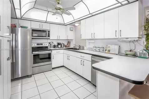 2209 N 15th Avenue Hollywood FL 33020