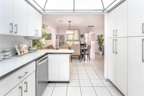 2209 N 15th Avenue Hollywood FL 33020