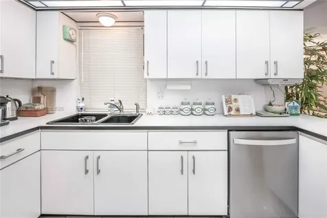 2209 N 15th Avenue Hollywood FL 33020