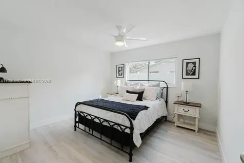 1710 NW 106th Terrace Pembroke Pines FL 33026