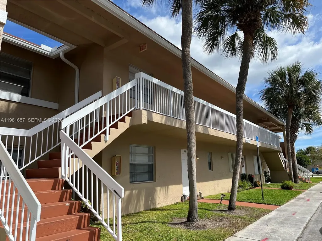 9955 Twin Lakes Drive Coral Springs FL 33071