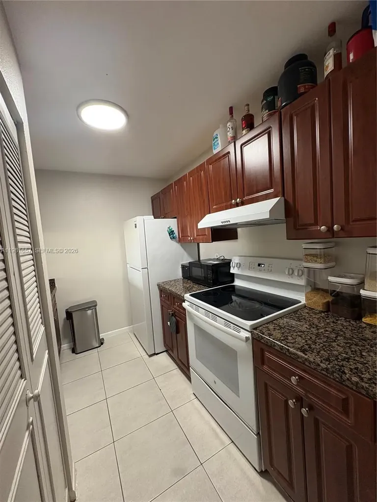 9955 Twin Lakes Drive Coral Springs FL 33071