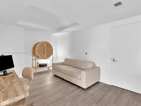 121 NE 34th Street Miami FL 33137