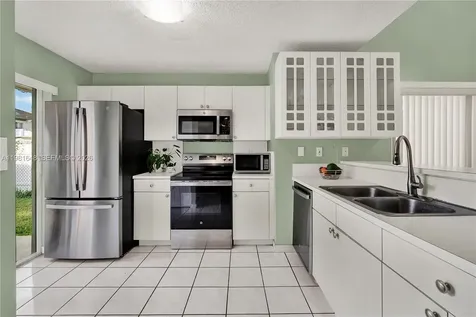 14138 SW 164th Terrace Miami FL 33177