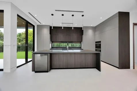 4231 SW 11th Street Miami FL 33134
