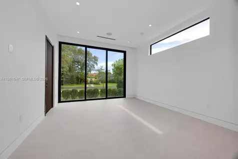 4231 SW 11th Street Miami FL 33134