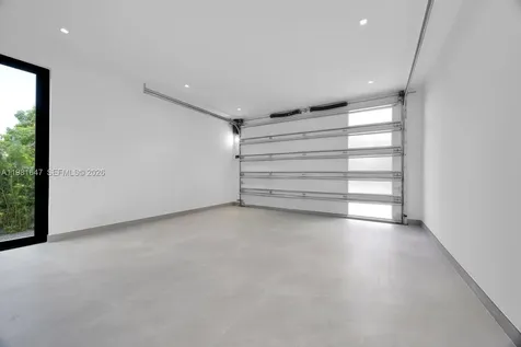 4231 SW 11th Street Miami FL 33134