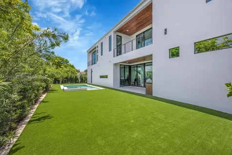 4231 SW 11th Street Miami FL 33134