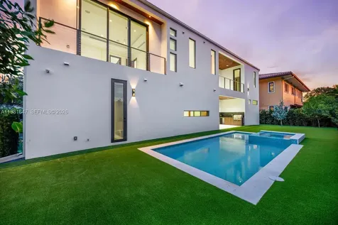 4231 SW 11th Street Miami FL 33134