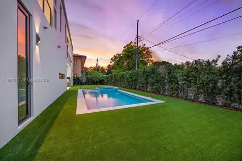 4231 SW 11th Street Miami FL 33134