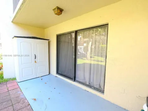 73 Deer Creek Deerfield Beach FL 33442
