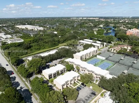 73 Deer Creek Deerfield Beach FL 33442