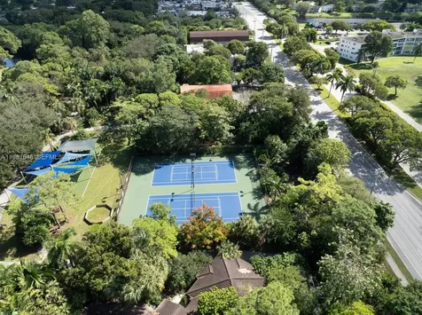 73 Deer Creek Deerfield Beach FL 33442
