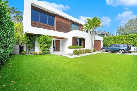 7900 SW 54th Avenue Miami FL 33143