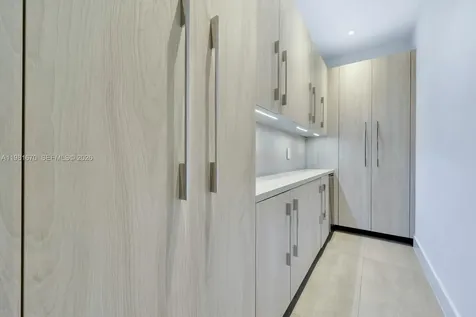 7900 SW 54th Avenue Miami FL 33143