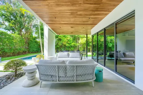 7900 SW 54th Avenue Miami FL 33143