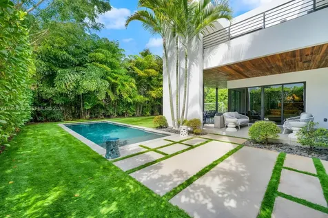 7900 SW 54th Avenue Miami FL 33143