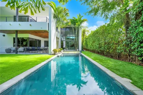 7900 SW 54th Avenue Miami FL 33143