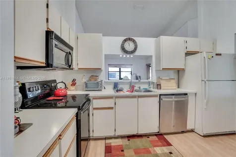 7641 NW 99th Avenue Tamarac FL 33321