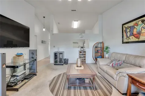 7641 NW 99th Avenue Tamarac FL 33321