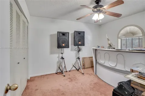 7641 NW 99th Avenue Tamarac FL 33321