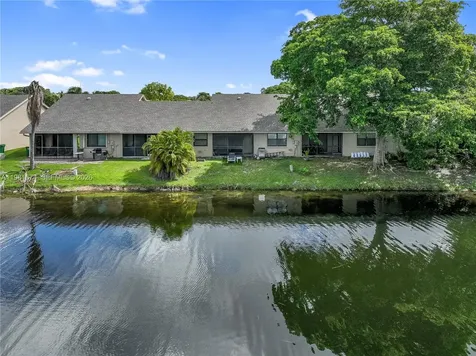 7641 NW 99th Avenue Tamarac FL 33321