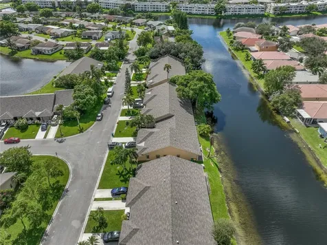 7641 NW 99th Avenue Tamarac FL 33321