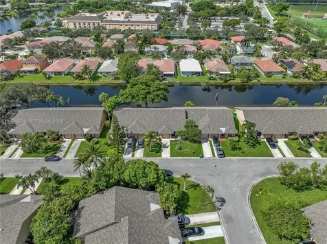 7641 NW 99th Avenue Tamarac FL 33321